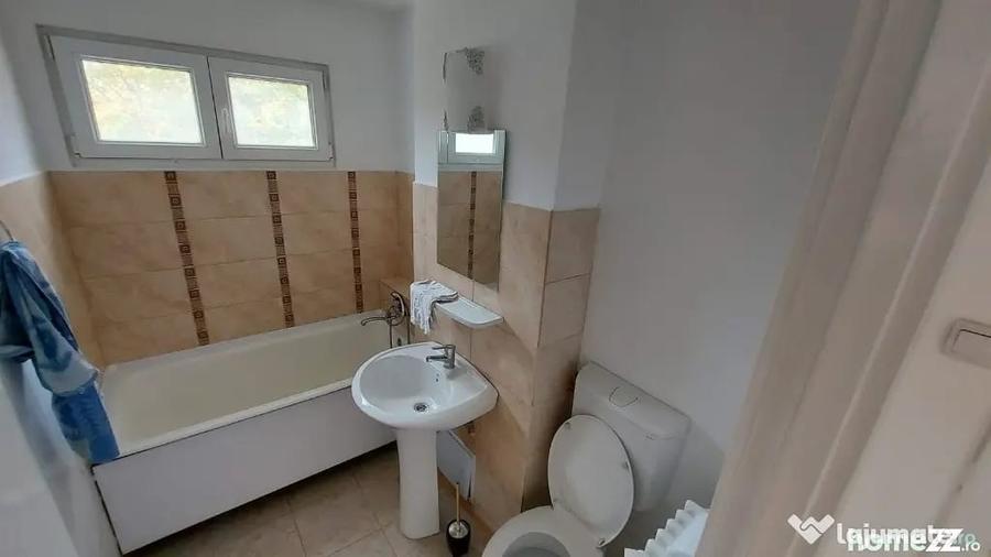 Apartament cu 2 camere semidecomandat în Tătărași