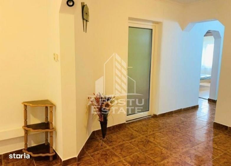 Apartament cu 2 camere si living la parter Calea Lipovei - 7