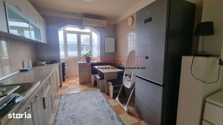 Apartament cu 3 camere decomandat, mobilat în Berceni