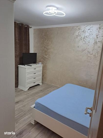Apartament cu 2 camere, mobilat în Micro 14