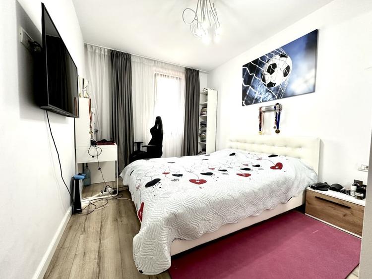 Duplex cu 4 camere cu Canalizare în Dumbrăvița