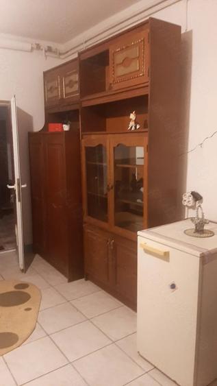 Garsonieră decomandată în Andronache