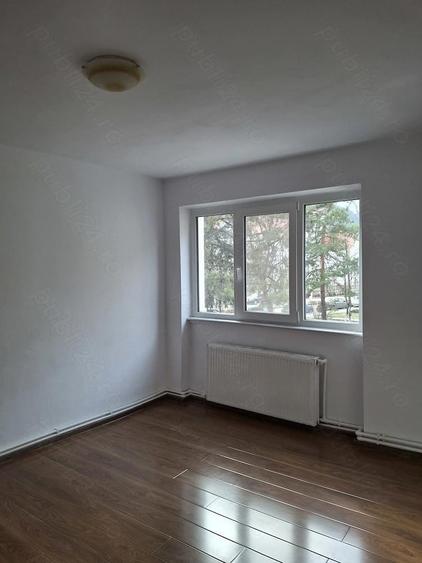 Apartament de inchiriat Campulung Moldovenesc, 2 camere decomandate,etaj 2,in centru - 6