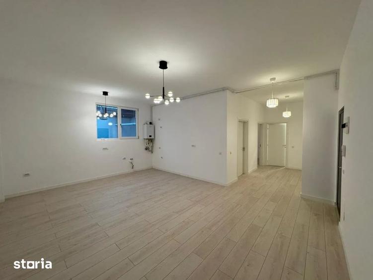 Apartament cu 3 camere semidecomandat în Malu Roșu