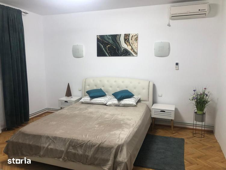 Casă cu 9 camere cu Teren 1000 Mp în Tăuții-Măgherăuș