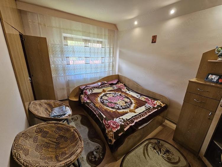 Casă cu 3 camere cu Teren 1060 Mp în Lunca (Băița)