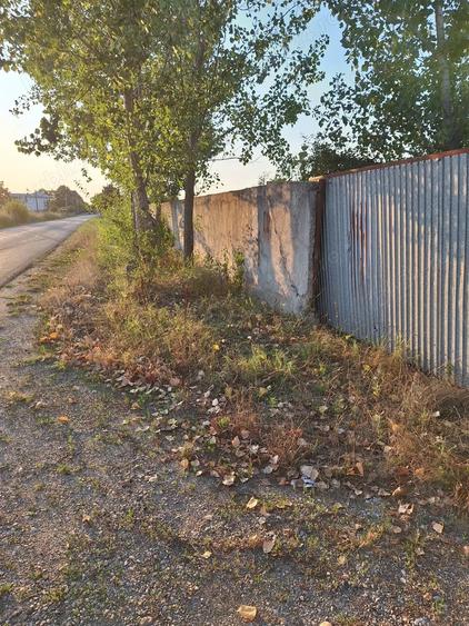 Teren de 3300 mp, în Central