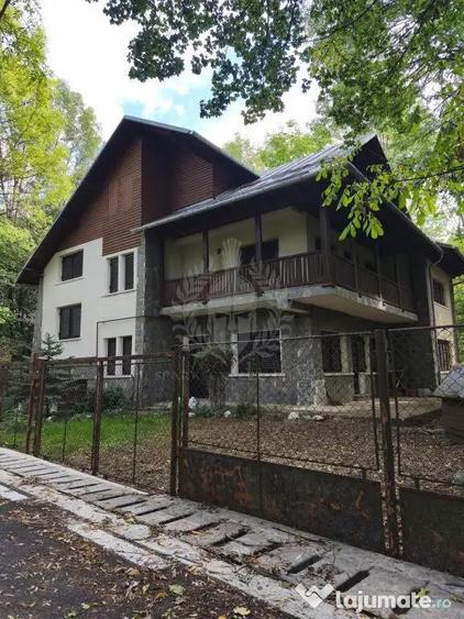 CASA DE VACANTA//CORNU DE JOS - 8