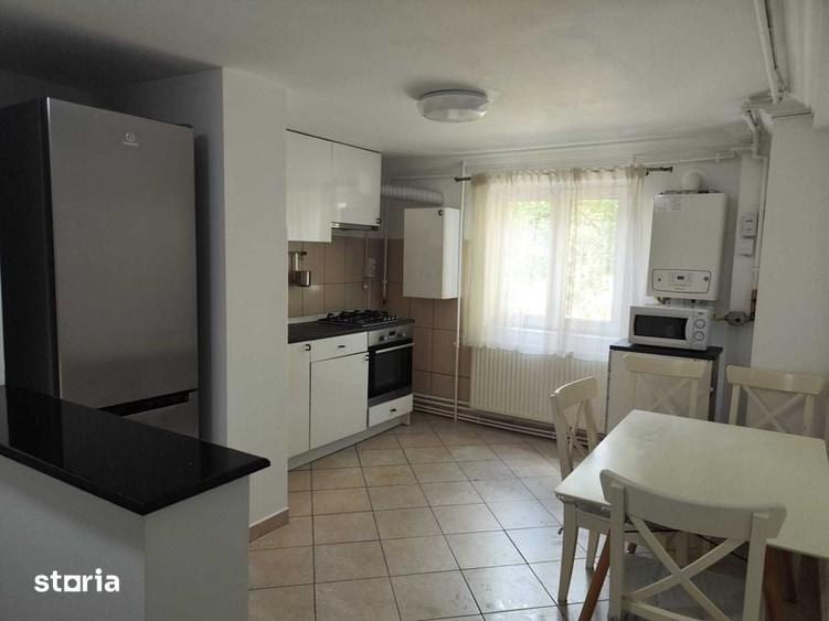 Casă cu 2 camere decomandat cu Teren 60 Mp în Central