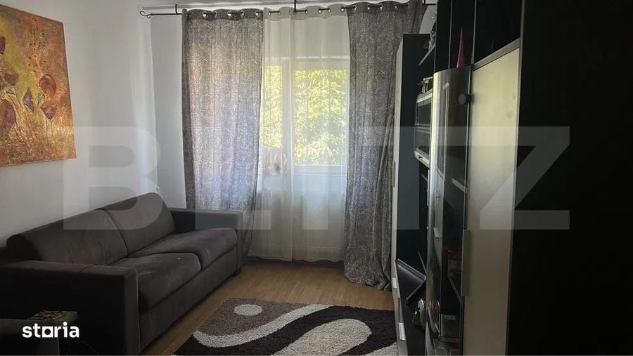 Apartament cu 2 camere decomandat în Nicolina