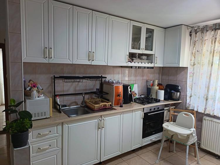 Apartament trei camere - 83mp - Liceul Pedagogic - 2