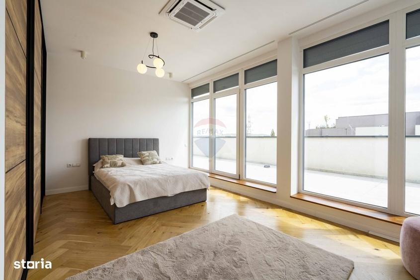 Apartament cu 4 camere în Central