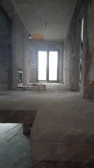Casă cu Teren 1100 Mp în Mărtinești