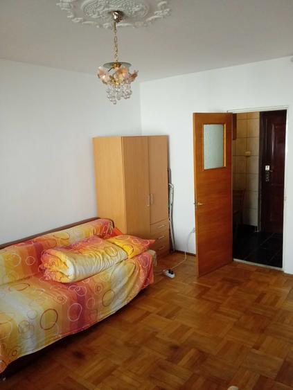 Garsonieră decomandată în Uzina 2