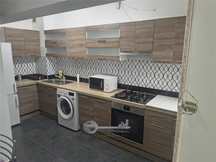 Apartament cu 3 camere decomandat în Tudor Vladimirescu