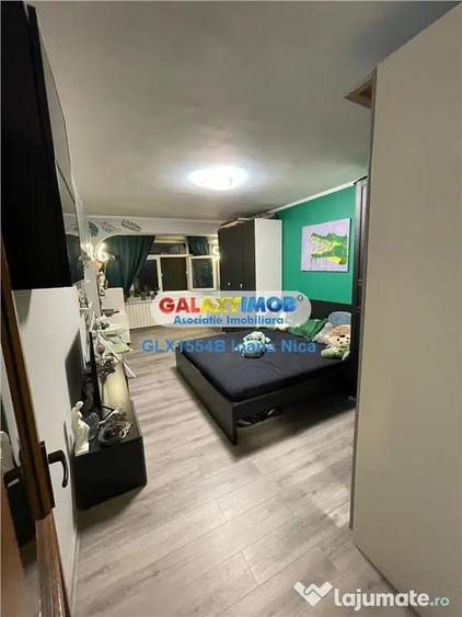 Apartament cu 3 camere decomandat în Vatra Luminoasă