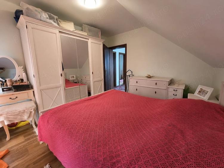 Casă cu Teren 660 Mp în Dumbrăvița