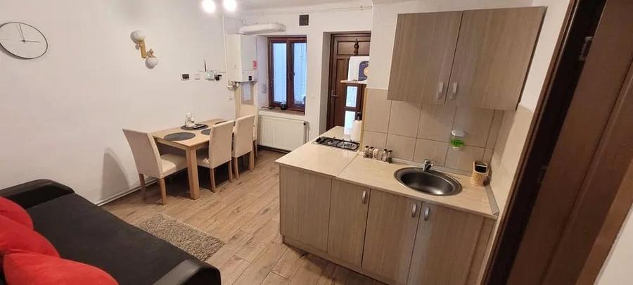 Apartament cu 2 camere, mobilat în Ultracentral — fotografia 1