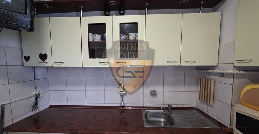 Apartament cu 4 camere decomandat, mobilat în Tomis II