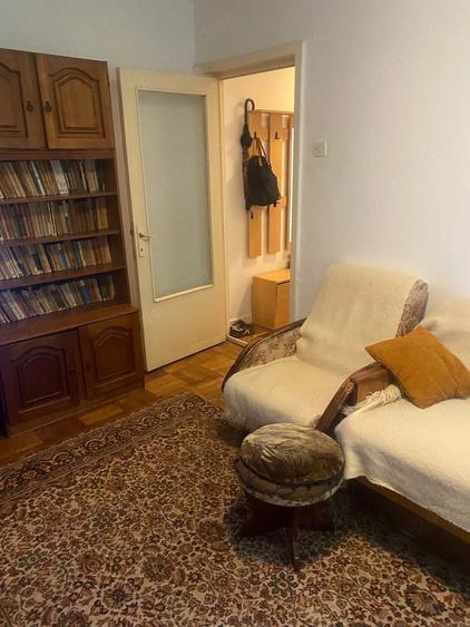 Apartament cu 2 camere semidecomandat în Km 4