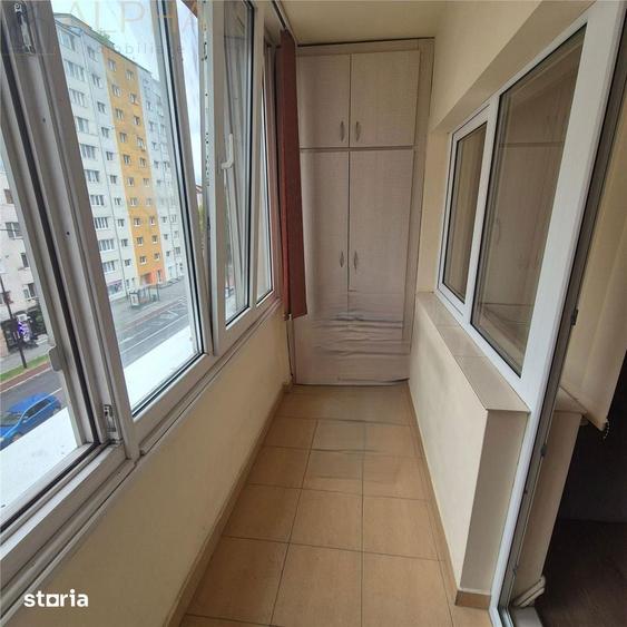Apartament cu 2 camere decomandat în Calea Moldovei