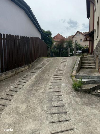 Spațiu comercial, în Gruia