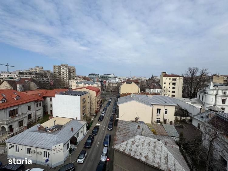 Apartament cu 3 camere în Calea Victoriei