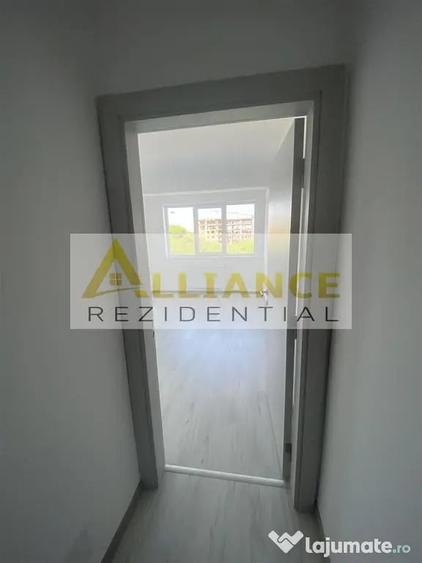 Apartament cu 3 camere decomandat în Berceni