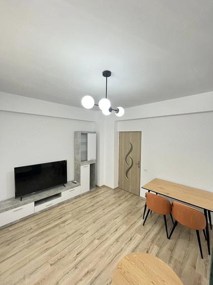 Apartament cu 2 camere decomandat în Metalurgiei