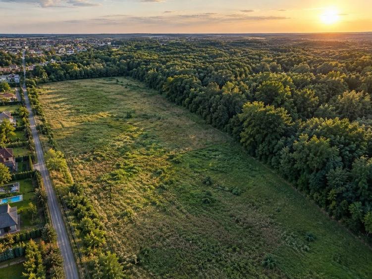 Teren Construcții intravilan de 5000 mp, în Tunari