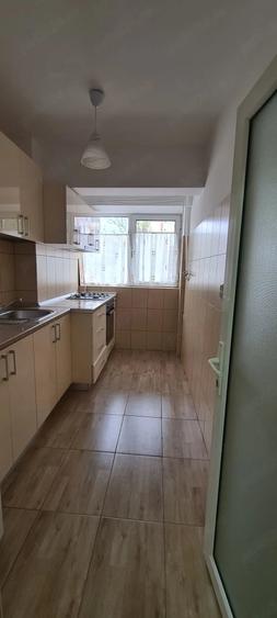 Garsonieră decomandată în Micro 20