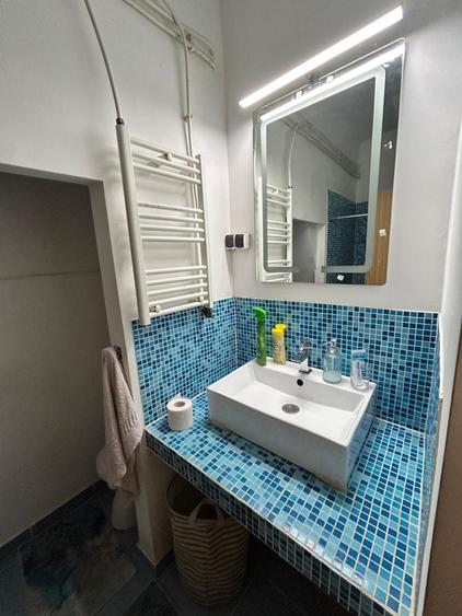 Garsonieră decomandată în Central