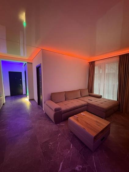 Apartament cu 3 camere semidecomandat, mobilat în Florești — fotografia 1