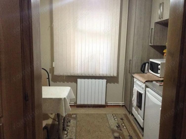 De vanzare apartament cu o camera in zona Soarelui - 3