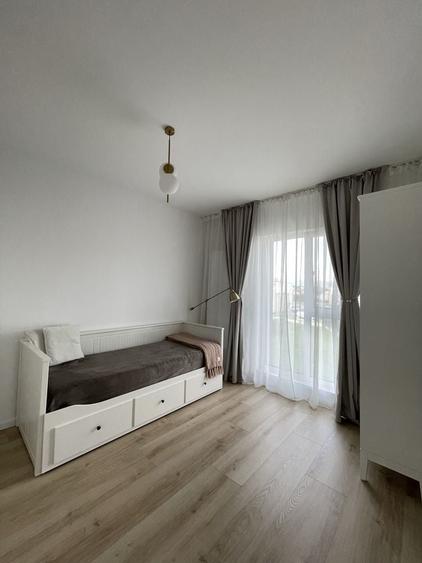 Apartament cu 3 camere decomandat în Săsar
