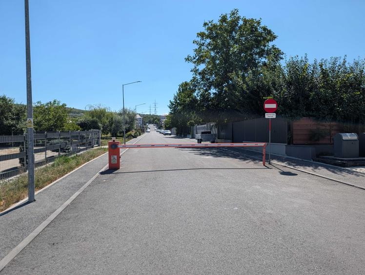 Teren de 1875 mp, în Borhanci