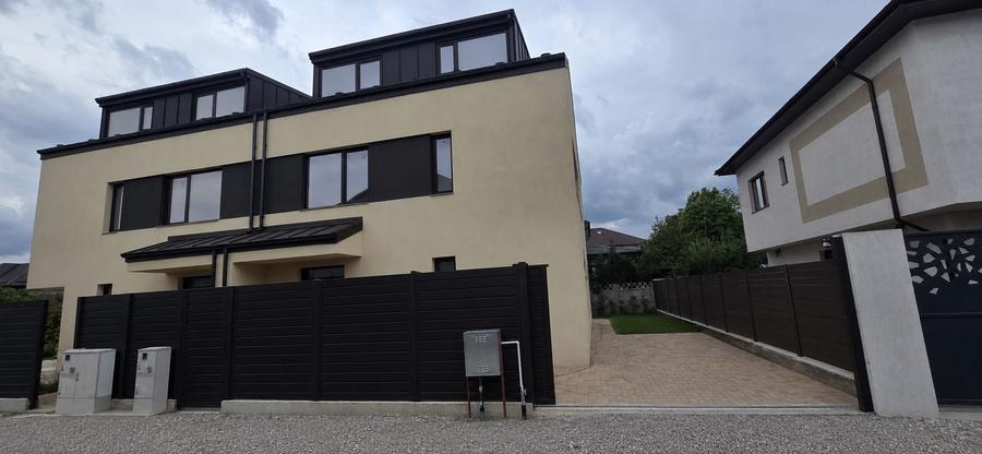 Casă cu 4 camere cu Teren 227 Mp în Central