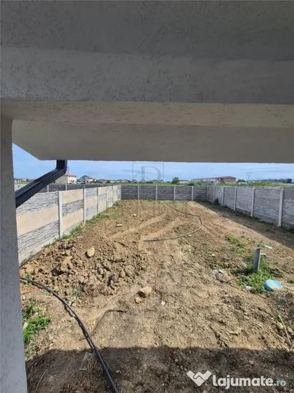 Duplex parter - 2 dormitoare - 2 bai - zona excelenta la 4 b - 7