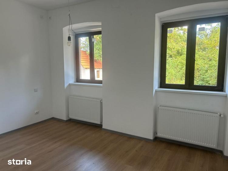 Casa de vanzare in Turda renovata in 2026, 36 mp utili + parcare - 2