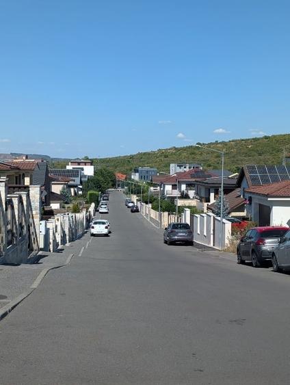Teren Construcții intravilan de 1875 mp, în Borhanci