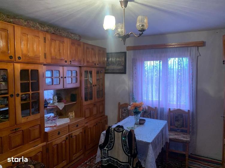 Casă cu 3 camere în Putna