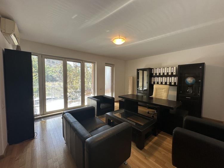 Apartament cu 2 camere decomandat în Herăstrău