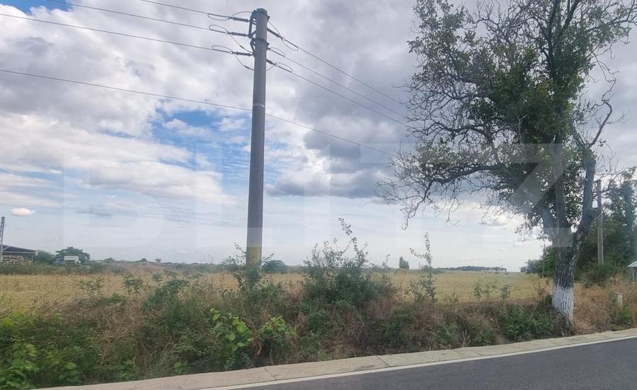 Teren agricol intravilan de 5000 mp, în Vadu Săpat