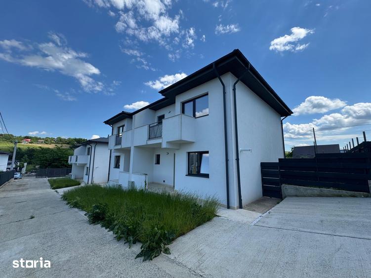 Casă cu 4 camere cu Teren 250 Mp în Bârnova
