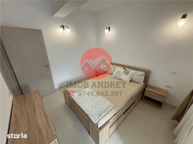 Apartament cu 2 camere decomandat în Peco