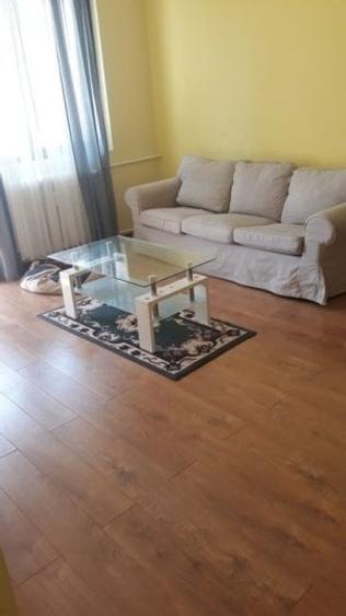 Apartament cu 2 camere decomandat în Drumul Taberei