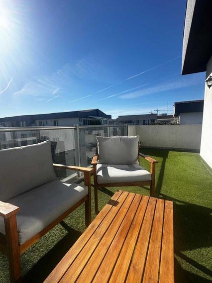 Apartament cu 2 camere decomandat în Apărătorii Patriei