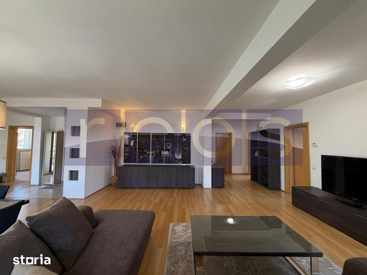 Apartament cu 4 camere în Herăstrău