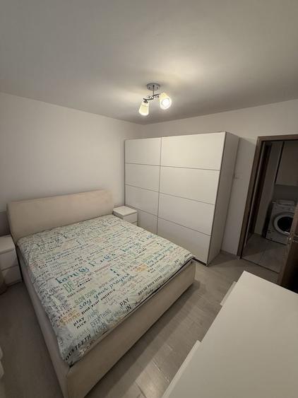 Apartament cu 2 camere decomandat în Apusului