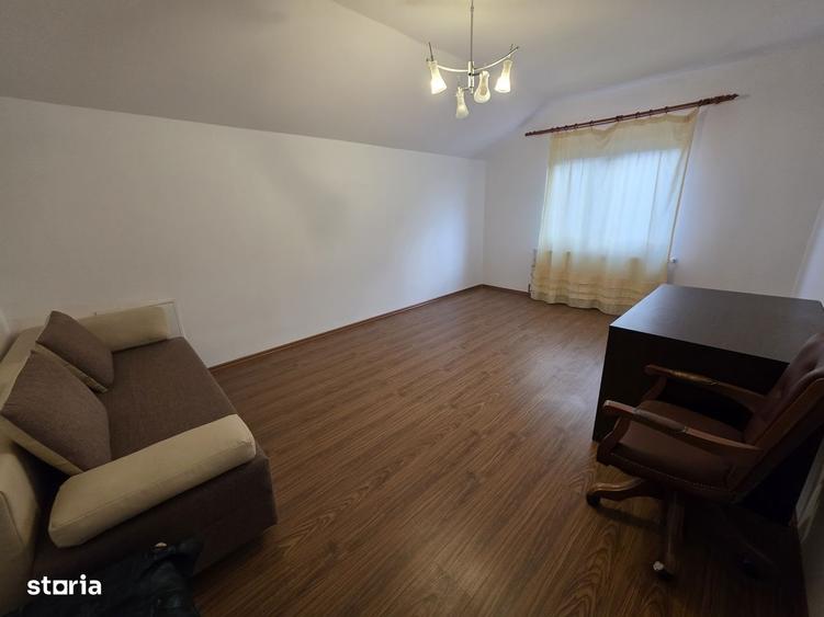 De vanzare Jumatate de duplex, zona Scoala Gimnaziala Rudolf Walther - 14